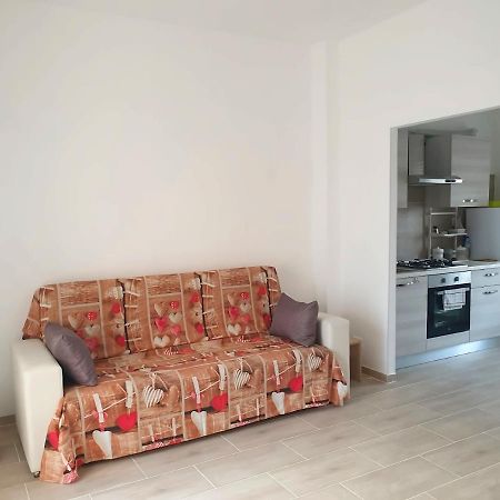 Attico Con Terrazzo Relax Leilighet Ladispoli Eksteriør bilde