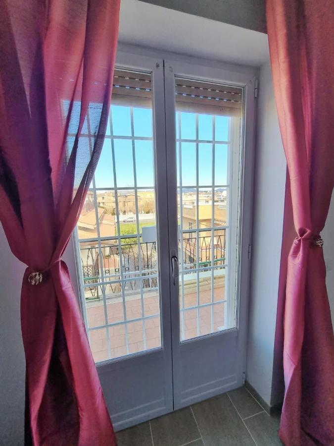 Attico Con Terrazzo Relax Leilighet Ladispoli Eksteriør bilde